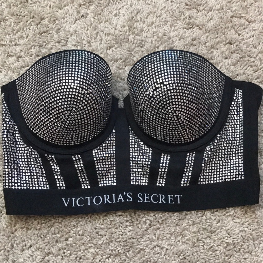 NWT Victoria’s Secret Balmain Bra 34 D